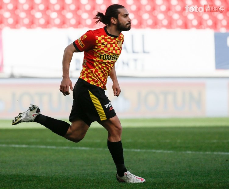 Trabzonspor'da transferin gözdesi yeniden Halil Akbunar!
