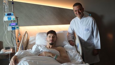 Fenerbahçe'nin file bekçisi Altay Bayındır bel fıtığı operasyonu geçirdi