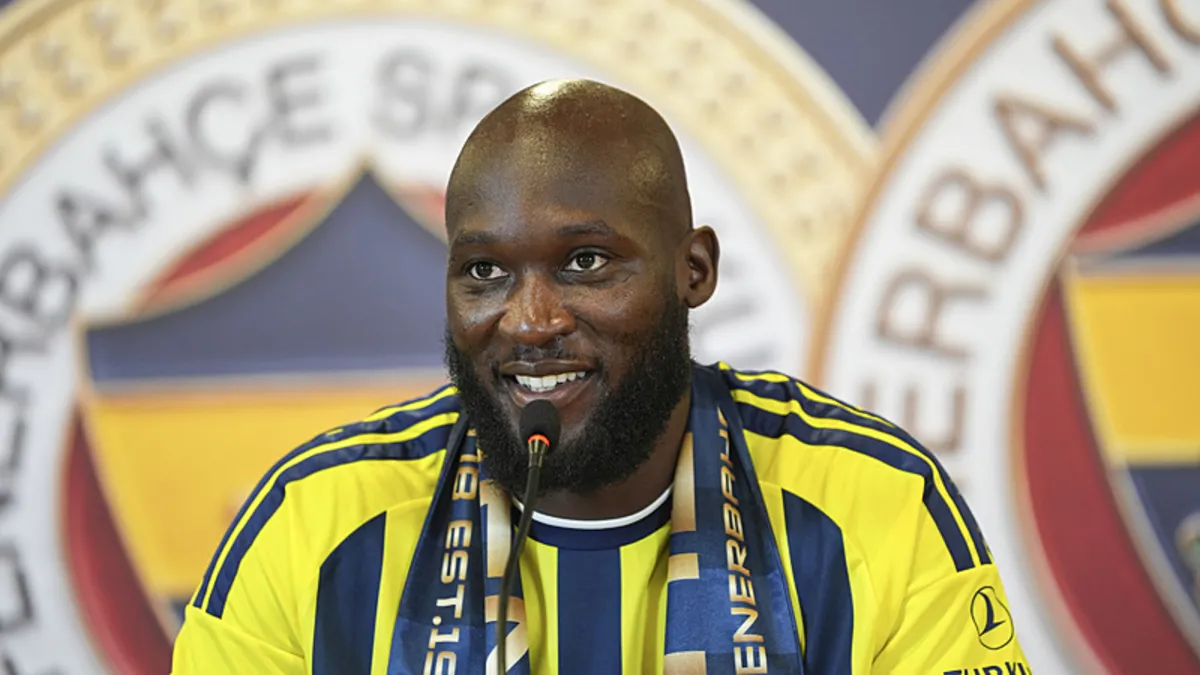 Fenerbahçe, Romelu Lukaku'yu UEFA Şampiyonlar Ligi play-off kadrosuna ekledi