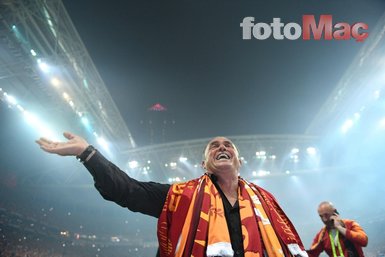 Galatasaray orta saha sorununu çözdü!