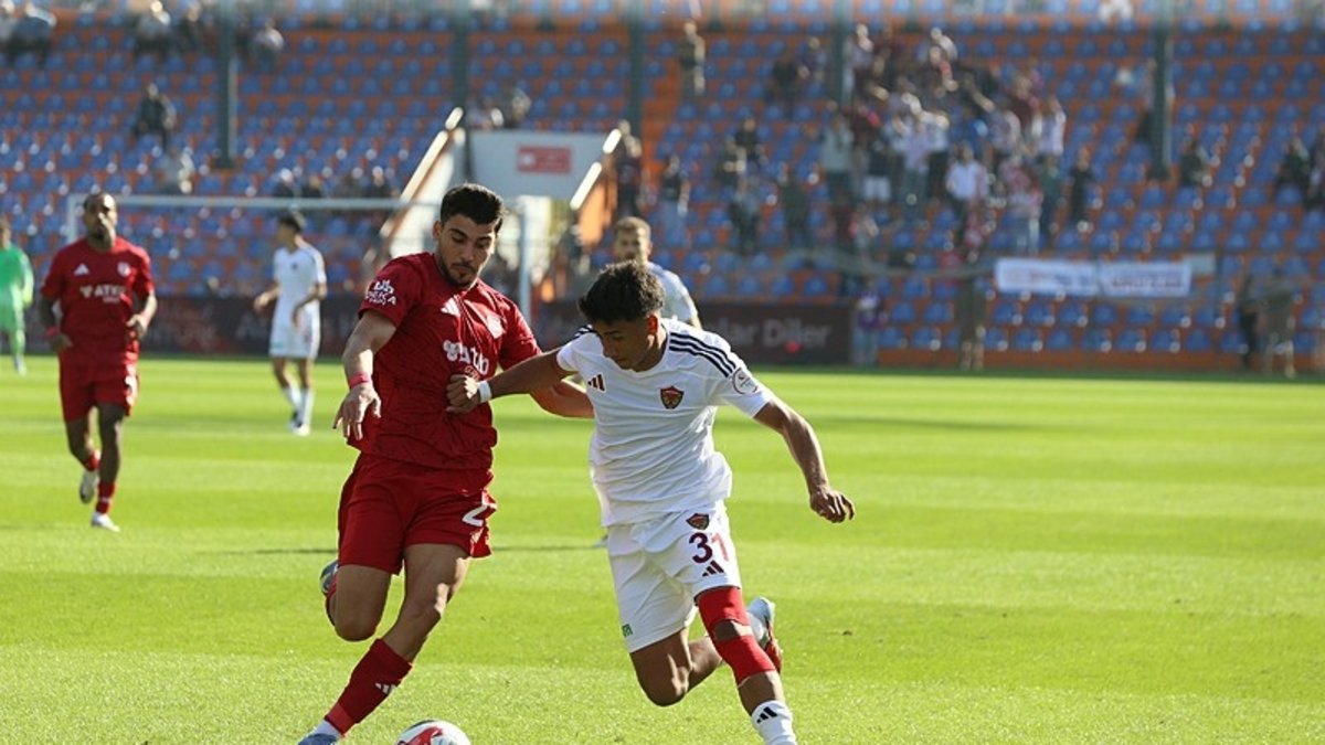 Pendikspor, Hatay'da 2. yarıda açıldı