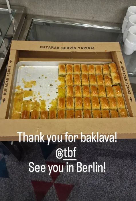 Türkiye Basketbol Federasyonu'ndan Gürcistan'ı eleyen Karadağ'a baklava jesti! - 1