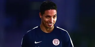 Nasri’den şok hareket!