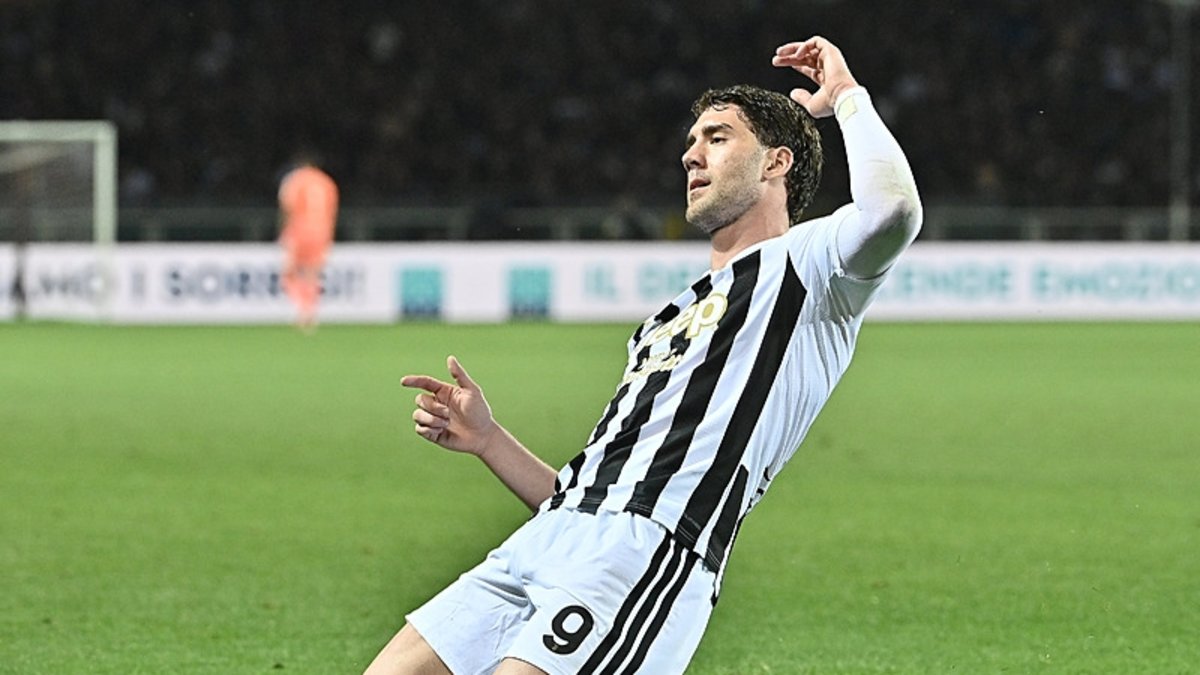 Aziz Yıldırım'ın sürpriz golcüsü Dusan Vlahovic!