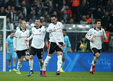 Beşiktaş’tan flaş karar! 4 isim kamp kadrosunda yok