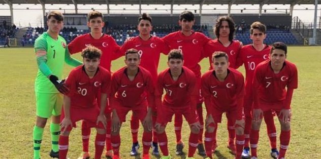 U16 milli takım şampiyon oldu