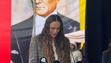 Fenerbahçe ve A Milli Kadın Voleybol Takımı Kaptanı Eda Erdem Dündar'ın heykeli dikildi