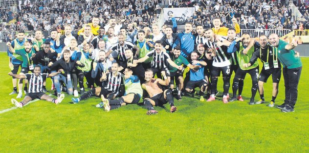 Altay'ın zirve yürüyüşü