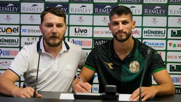 Stoper Kahraman Sakaryaspor’da