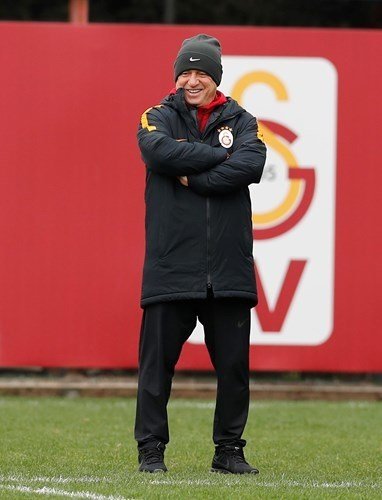 Galatasaray, Akhisar maçı hazırlıklarına başladı
