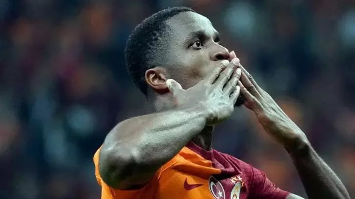 Zaha vedaya hazırlanıyor