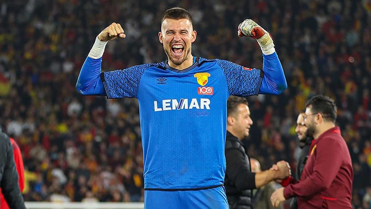 Mateusz Lis çıkışta