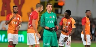 Muslera taraftara seslendi