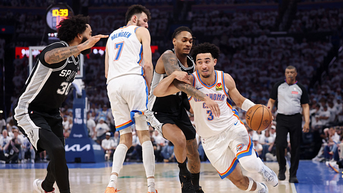 Oklahoma City Thunder seride 3-2 öne geçti