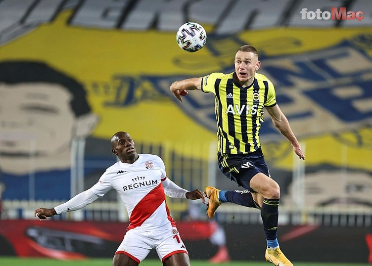Son dakika spor haberi: Fenerbahçeli yıldıza 3 talip! 20 milyon Euro...