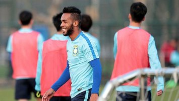 Alex Teixeira heyecanı