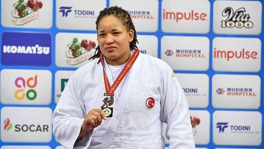 1 altın da Kayra Sayit’ten