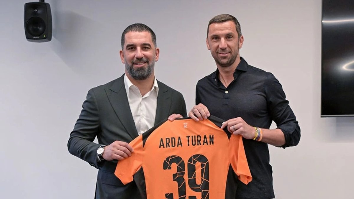 TRANSFER HABERİ - Shakhtar Donetsk'ten Fenerbahçeli bir yıldıza daha kanca! TRANSFER HABERİ - Shakhtar Donetsk'ten Fenerbahçeli bir yıldıza daha kanca!
