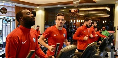Erzurumspor'un Antalya kampı başladı