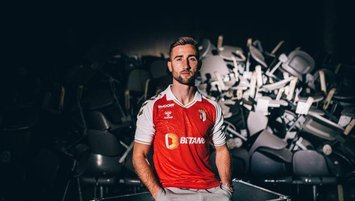 Sporar boşa çıkıyor