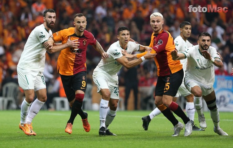 Galatasaray'a transferde El Shaarawy önerisi! Okan Buruk...