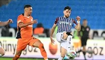 Fırtına evinde çok sert esiyor