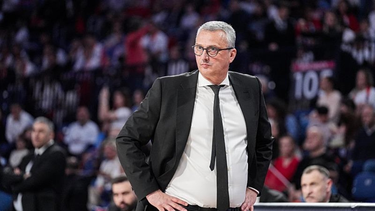 Bahçeşehir Koleji Basketbol Takımı Başantrenörü Dejan Radonjic: Yarı finale yükseldiğimiz için çok mutluyuz Bahçeşehir Koleji Basketbol Takımı Başantrenörü Dejan Radonjic: Yarı finale yükseldiğimiz için çok mutluyuz