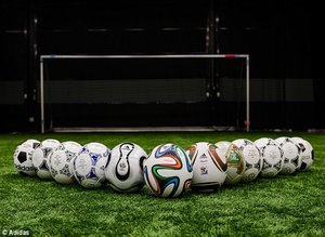 2014 Dunya Kupasi Nin Resmi Topu Tanitildi Son Dakika Futbol Haberleri Fotograflari Fotomac