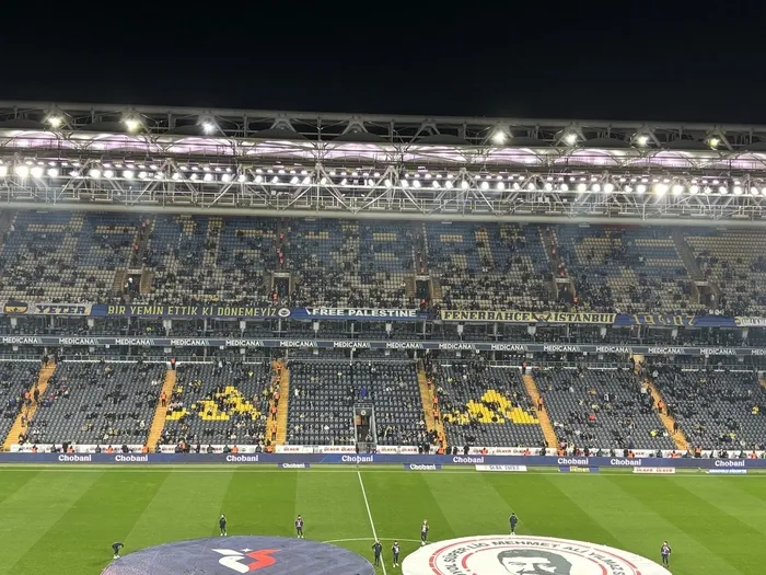 fenerbahceli-taraftarlar-gaziantep-fk-macina-ilgi-gostermedi-1773767267174.jpg