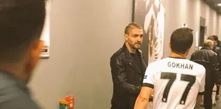 Caner Erkin soyunma odasına indi!