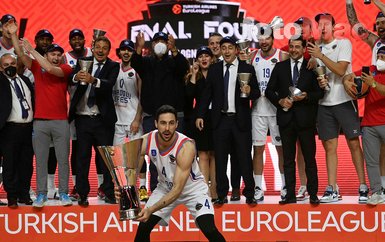 THY EuroLeague şampiyonu Anadolu Efes!