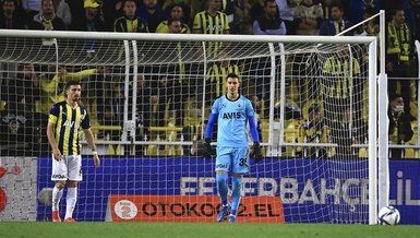 FENERBAHÇE HABERLERİ: Fenerbahçe'de Berke Özer idmanda yer almadı