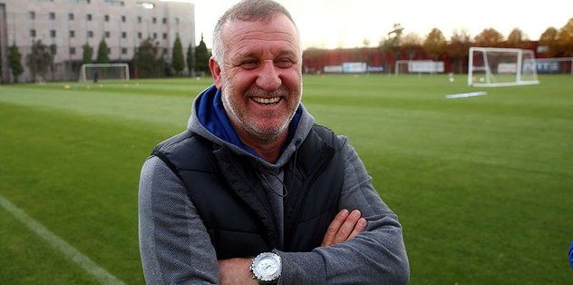 Bakkal'dan futbolculara mesaj