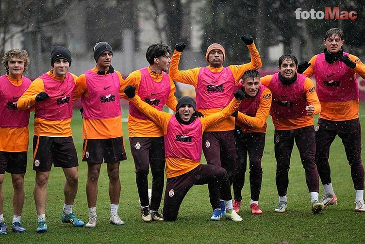 TRANSFER HABERLERİ | Alexis Vega Galatasaray'a geliyor mu? Yıldız isimden o teklife flaş yanıt!
