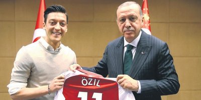 Irkçılığa karşı hepimiz Mesut Özil'iz