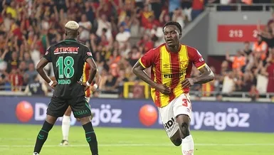 Göztepe Dennis’i arıyor