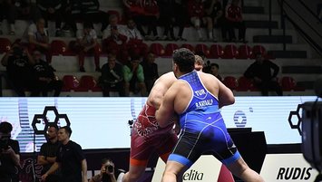 Rıza Kayaalp tarihe geçti!