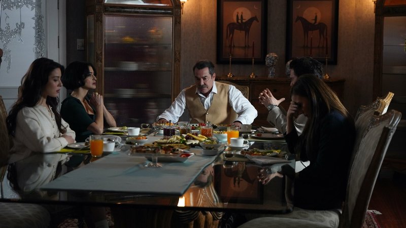 ayni-yagmur-altinda-yeni-bolum-fragmani-izle-2-bolum-fragmani-yayinlandi-mi-1770658138955.jpg Aynı Yağmur Altında son bölüm konusu