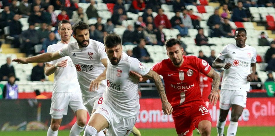 Antalyaspor - Sivasspor maçından kareler...
