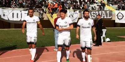 Altay evinde çıkış peşinde