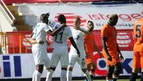 Şampiyon Başakşehir mağlubiyetle noktaladı