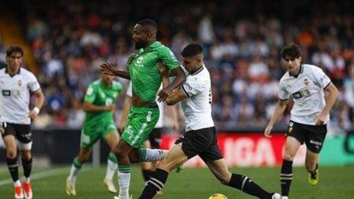 Valencia 1-2 Real Betis (MAÇ SONUCU ÖZET)