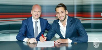 Hakan Çalhanoğlu resmen Milan'da