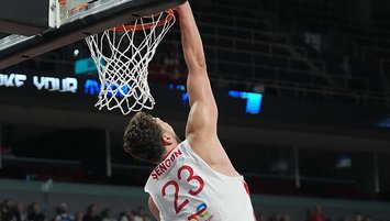 Devler final aşkına