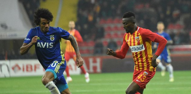 Mensah'ın kadro dışı kalma sebebi belli oldu!