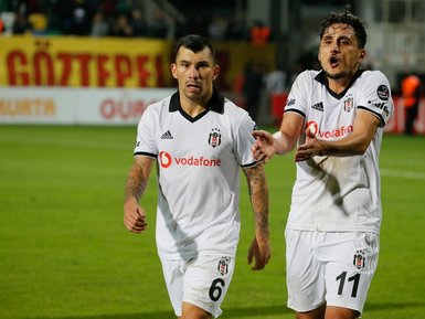 Gary Medel Beşiktaş’tan ayrılıyor!