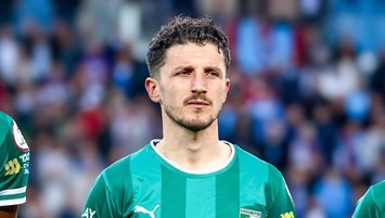 Konyaspor Enis Bardhi'yi açıkladı!