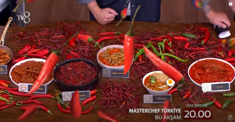 masterchef-1-dokunulmazlik-oyununu-hangi-takim-kazandi-6-ekim-masterchef-turkiyede-eleme-adaylari-kim-oldu-1759744715371.png