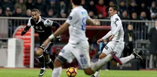 Beşiktaş ilk yenilgisini aldı