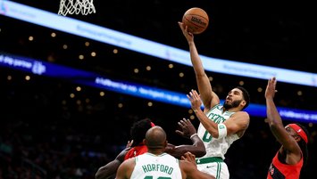 Boston Celtics New York Knicks'i devirdi!